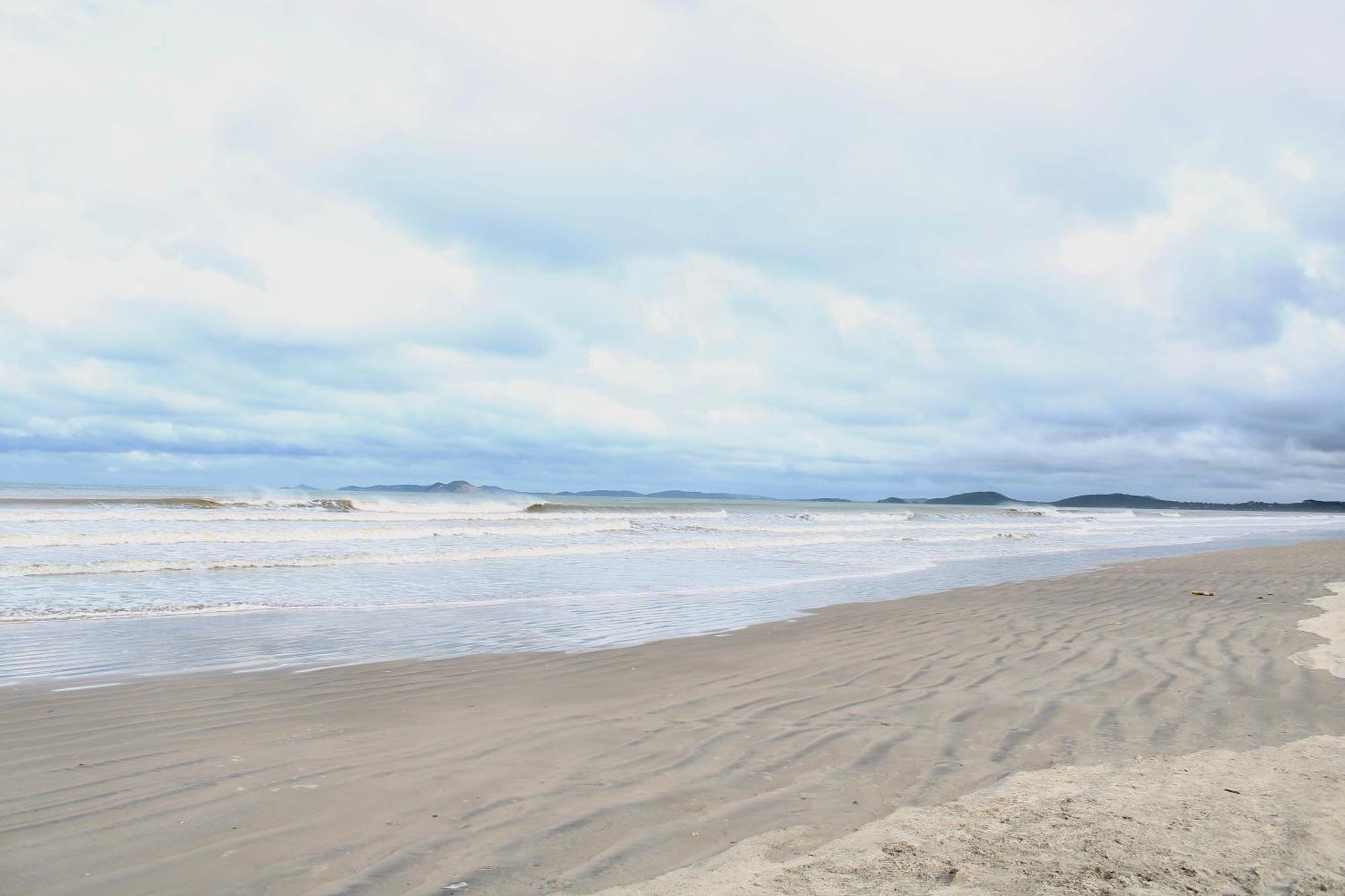 Pousada Recanto Beach House - Cabo Frio - Rj- Unamar- Cond Florestinha - 1 Min A Pe Da Praia Tamoios Экстерьер фото